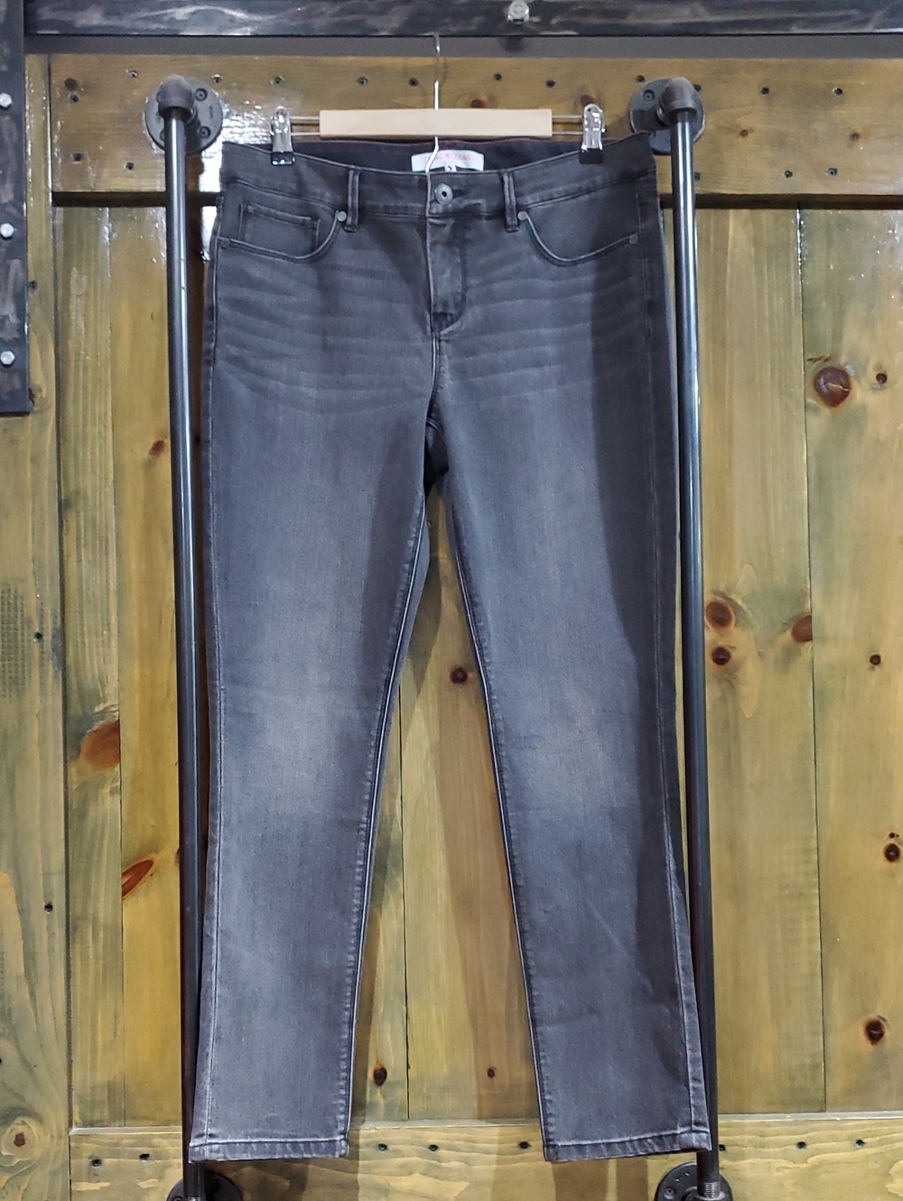 Isaac Mizrahi Charcoal Grey Skinny Jeans Stretch Casual Essential Everyday